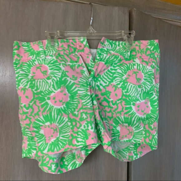 Lily Pulitzer Shorts - Picture 1 of 2